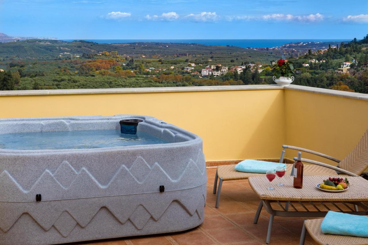 Makhairoí Villa Erontas - Private Heated Jacuzzi מראה חיצוני תמונה