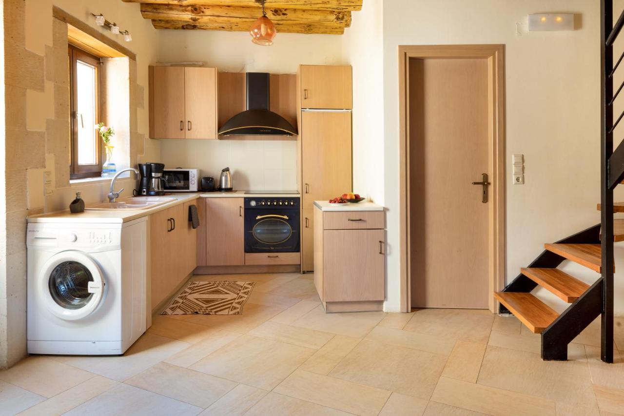 Makhairoí Villa Erontas - Private Heated Jacuzzi מראה חיצוני תמונה